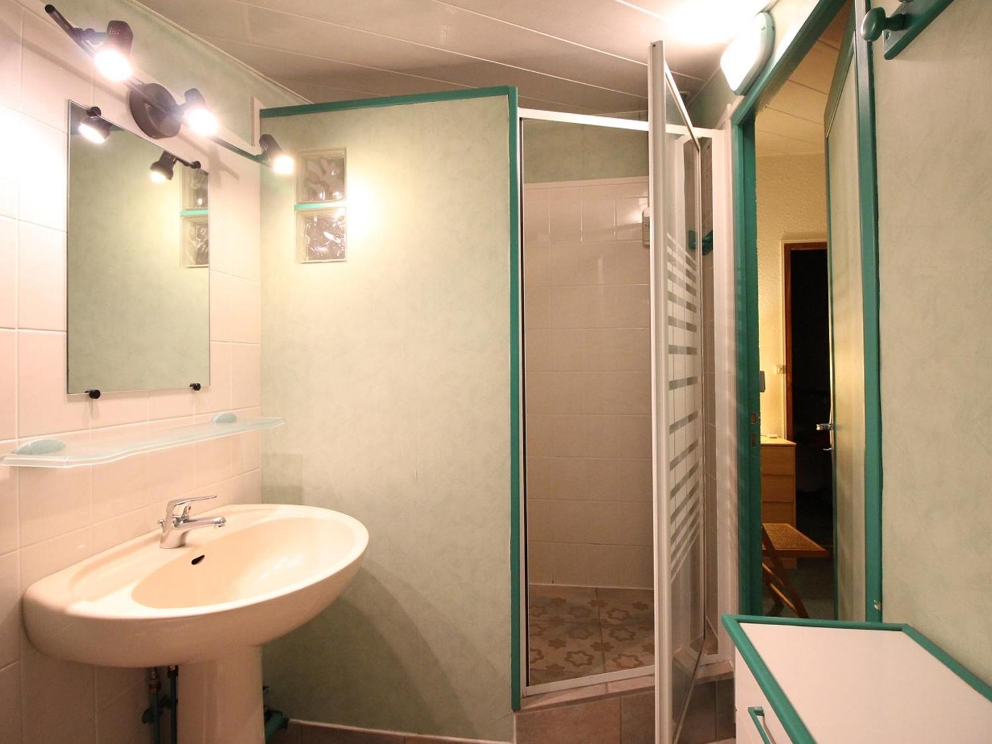 Duplex Central 90M² Avec Parking, 2 Chambres, 6 Couchages, Proche Thermes, Wifi Inclus - Fr-1-415-136 Le Mont-Dore Ngoại thất bức ảnh